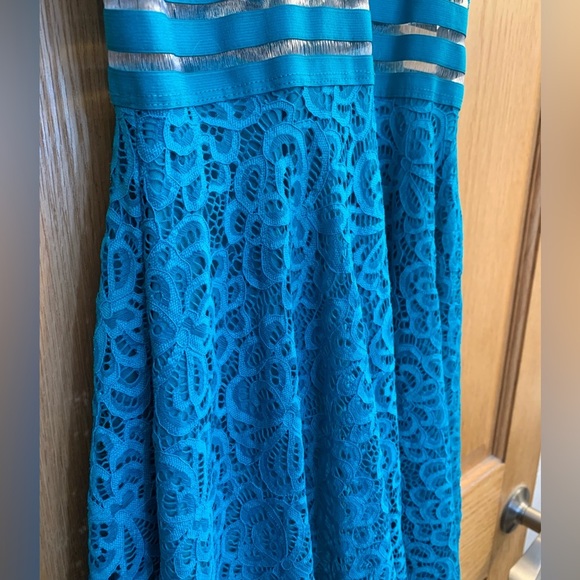 City Studio Lace Fit & Flare Teal Juniors Dress Size 1 - Formal Homecoming - Picture 2 of 6